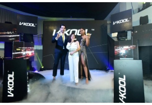 ฟิล์มกันร้อนติดรถยนต์ V-KOOL เปิดตัวบัตร V-KOOL Prestige Card ที่แรกในโลก